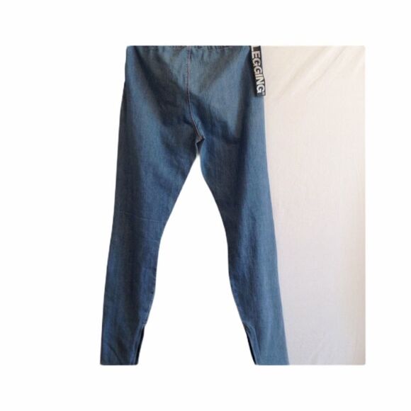 Joe's Jeans Light Blue "The Jean Legging" Distressed Jeans Size Small - Picture 3 of 8